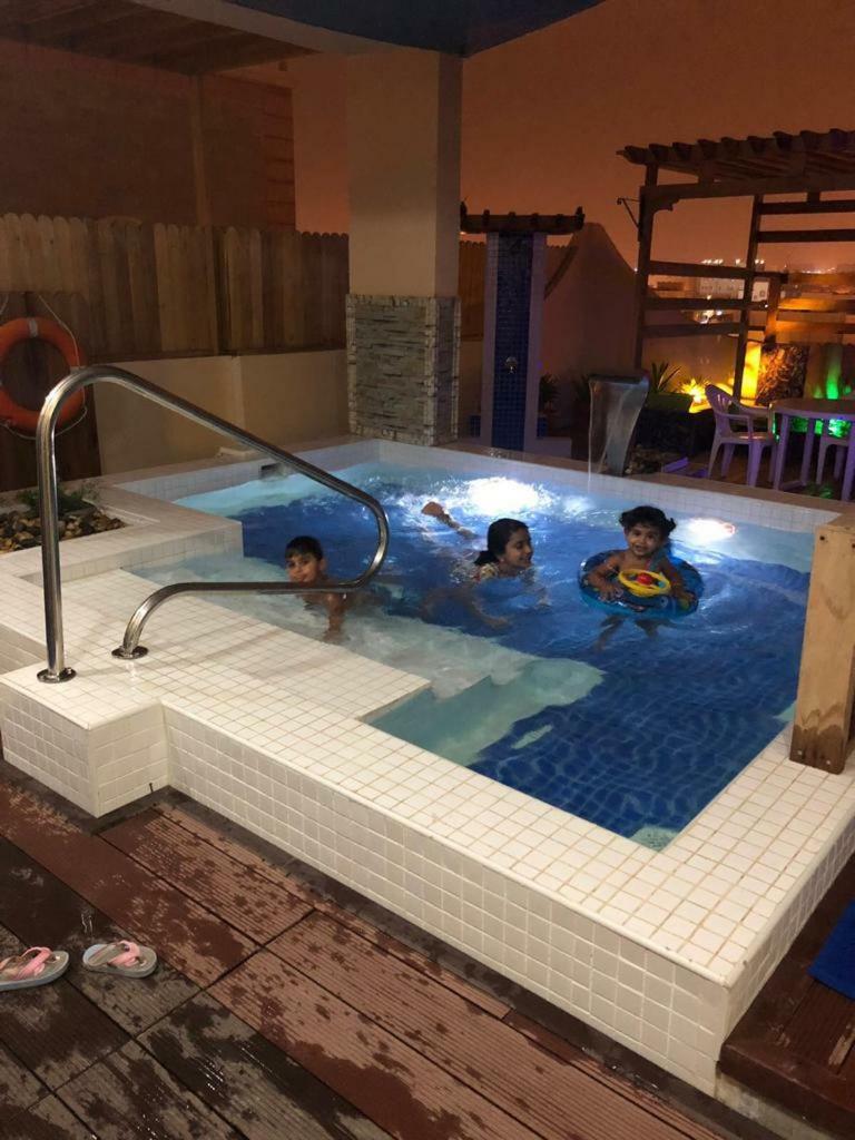 Dubai Moon Hotel apartamentowy *